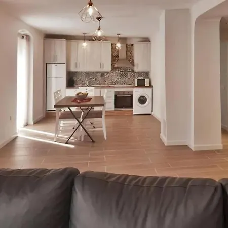 Elegant House With Pool In Alcaudete
